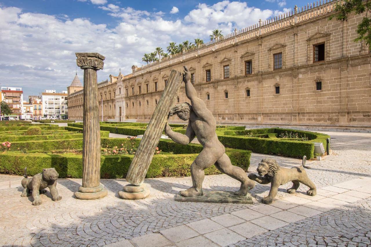 Murallas de Sevilla Apartamento con garaje 4 pax Exterior foto