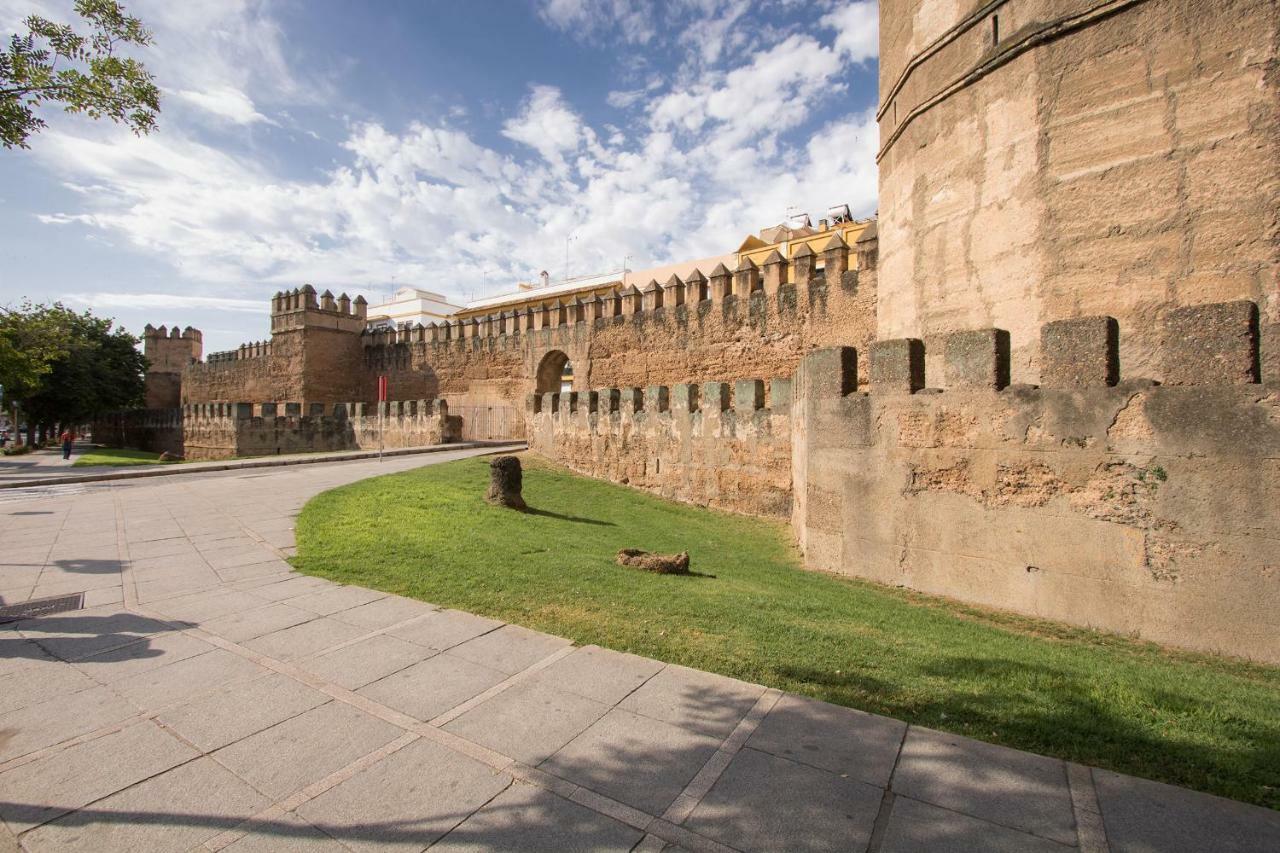 Murallas de Sevilla Apartamento con garaje 4 pax Exterior foto