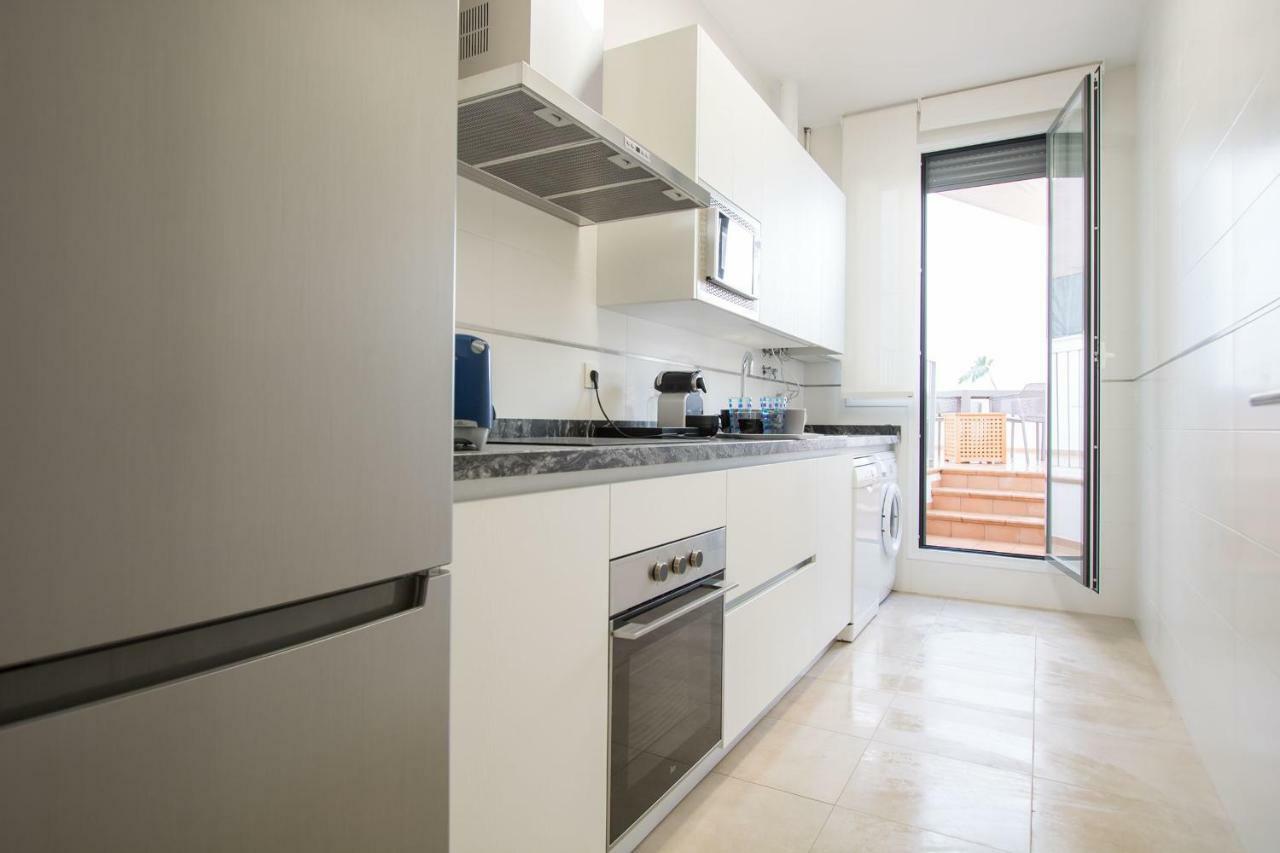 Murallas de Sevilla Apartamento con garaje 4 pax Exterior foto