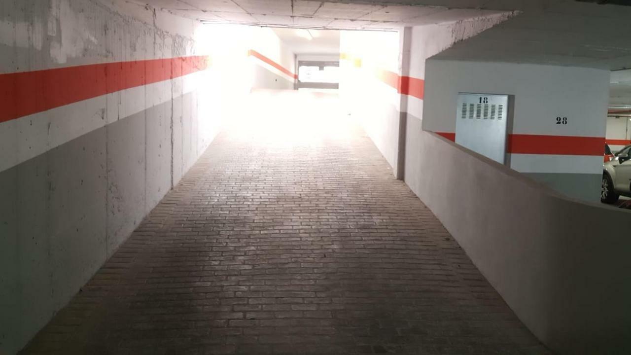 Murallas de Sevilla Apartamento con garaje 4 pax Exterior foto